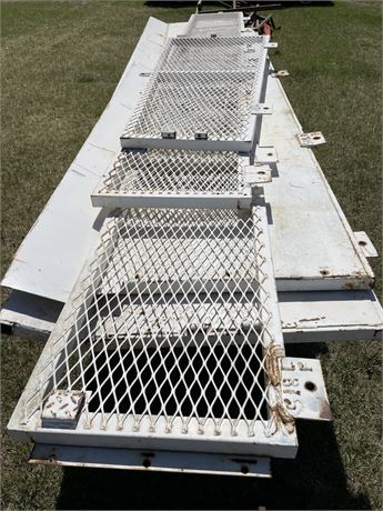 Dunkle Auction Services Inc. - 35 Ft. Silage Rack Extensions - Came Off ...