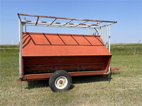 Dunkle Auction Services Inc. - 2000 RACHAR 250 Bushel Creep Feeder #1 w ...