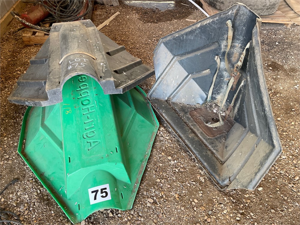 Dunkle Auction Services - Green Poly Agri-Hopper & (2) Black Poly Hoppers